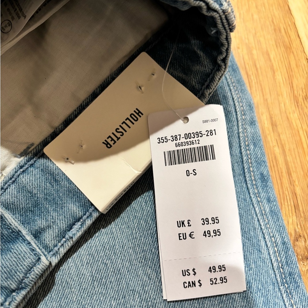Hollister Low-Rise Baggy Jeans Size 25/0 Short - Picture 5 of 5